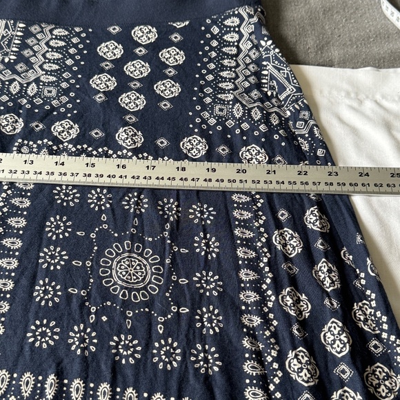 Old Navy Aztec Print Maxi Skirt Navy XL Bohemian Elastic Waist Unlined Festival - Picture 9 of 12